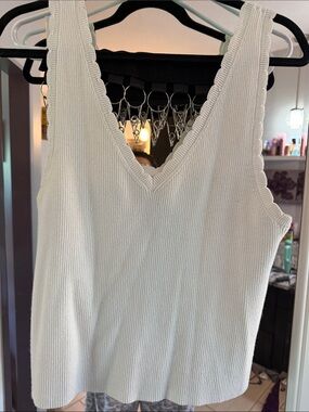 aerie Cream Ribbed V-Neck Tank with Scallop Trim